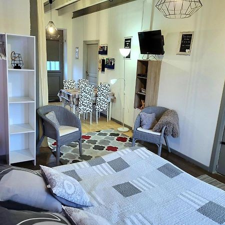 Chez Christy Chemin Des Dinots Bed and Breakfast Saint-Bonnet-de-Four Kamer foto